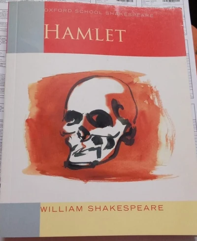 HAMLET- WILLIAM SHAKESPEARE by Oxford School